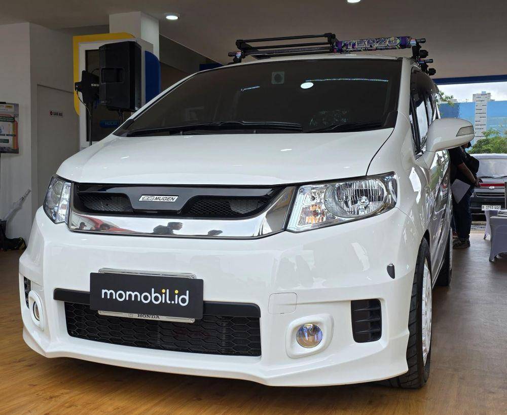 Ada kuis tebak harga mobil (Momobil)