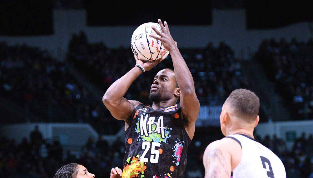 Alex Toussaint (nba.com)