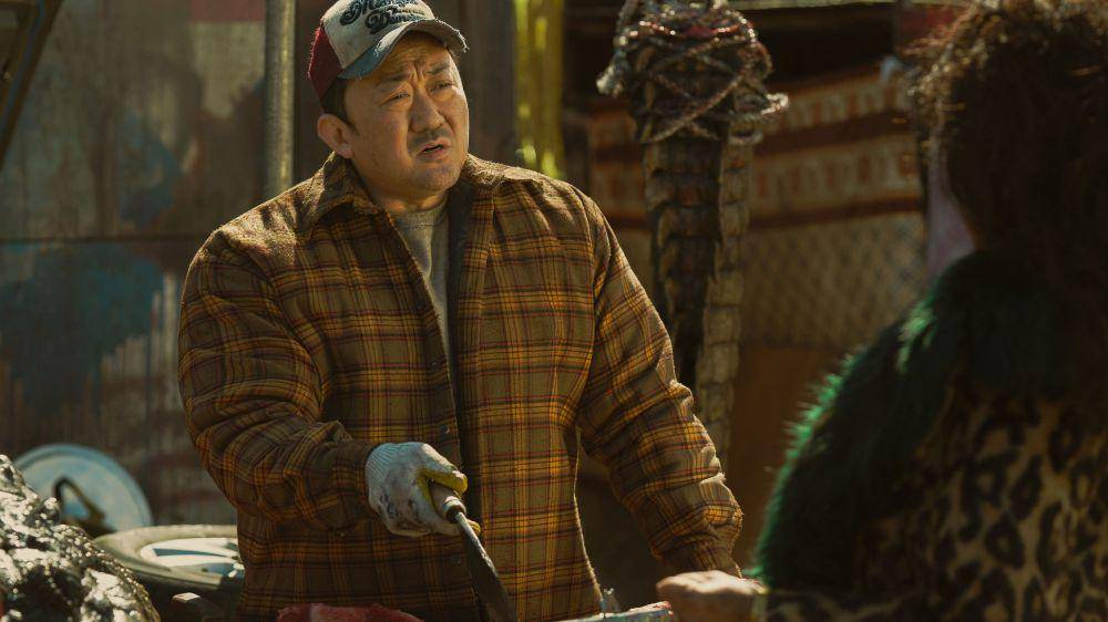 cuplikan film Badland Hunters (dok. Netflix/Badland Hunters)