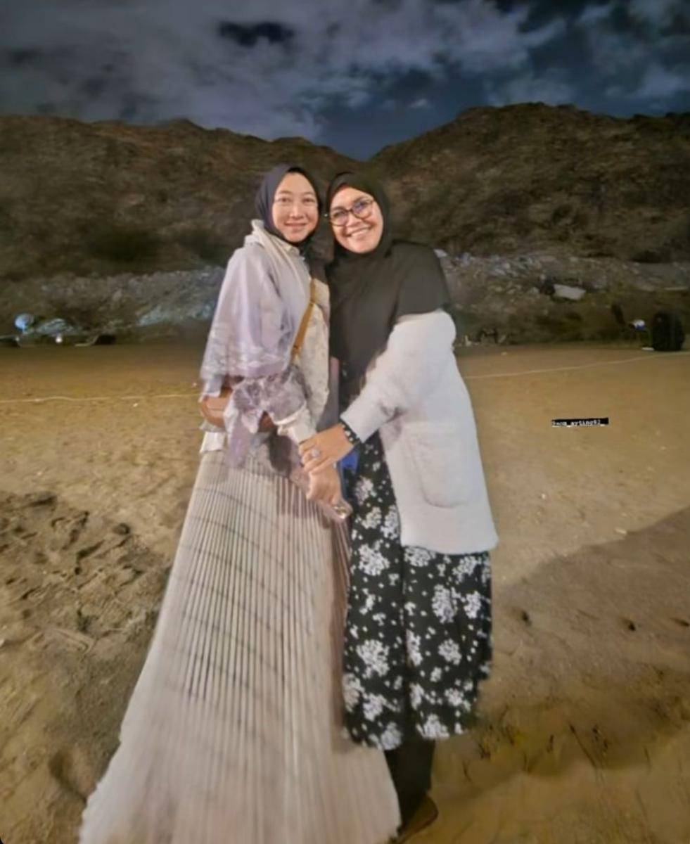 Umi Kalsum dan calon besan (instagram.com/rakayayo411)