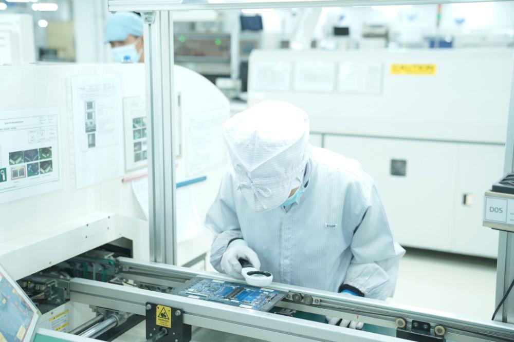 Masih Ingat Laptop Merah Putih? Sekarang Dalam Perakitan Motherboard