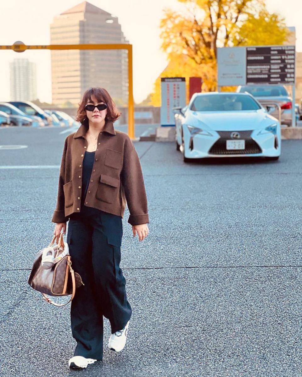padu padan outfit nuansa cokelat ala artis (instagram.com/sysiio)