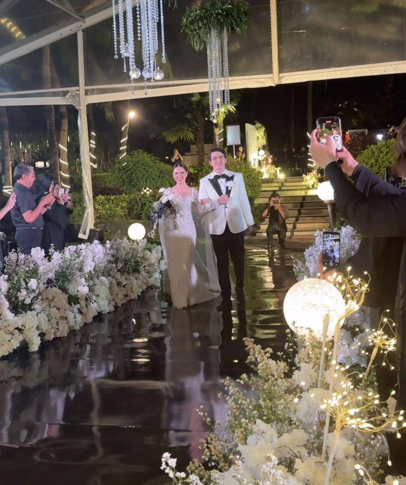 potret resepsi pernikahan Chris Laurent dan Marcella Michelle (Instagram.com/stellacor)