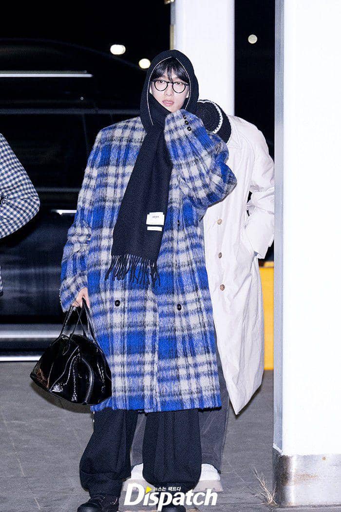 DK SEVENTEEN (dok. Dispatch/Jeong Young Woo)