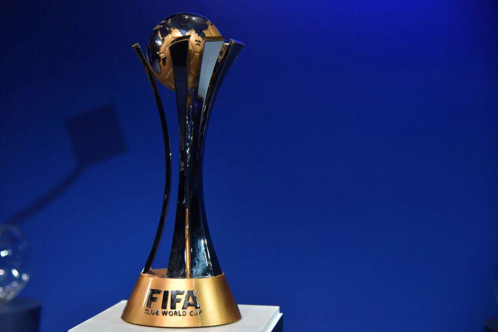 Trofi Piala Dunia Antarklub (www.chelseafc.com)