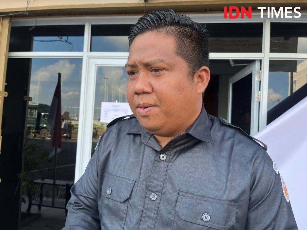 Komisioner Bawaslu Kota Batam, Zainal Abidin (IDN Times/Putra Gema Pamungkas)