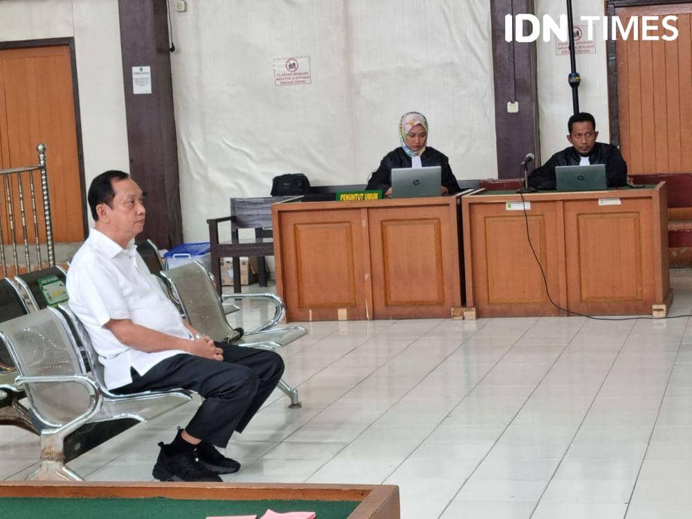 Terdakwa Sarimuda di Pengadilan Tipikor Palembang (IDN Times/Rangga Erfizal)