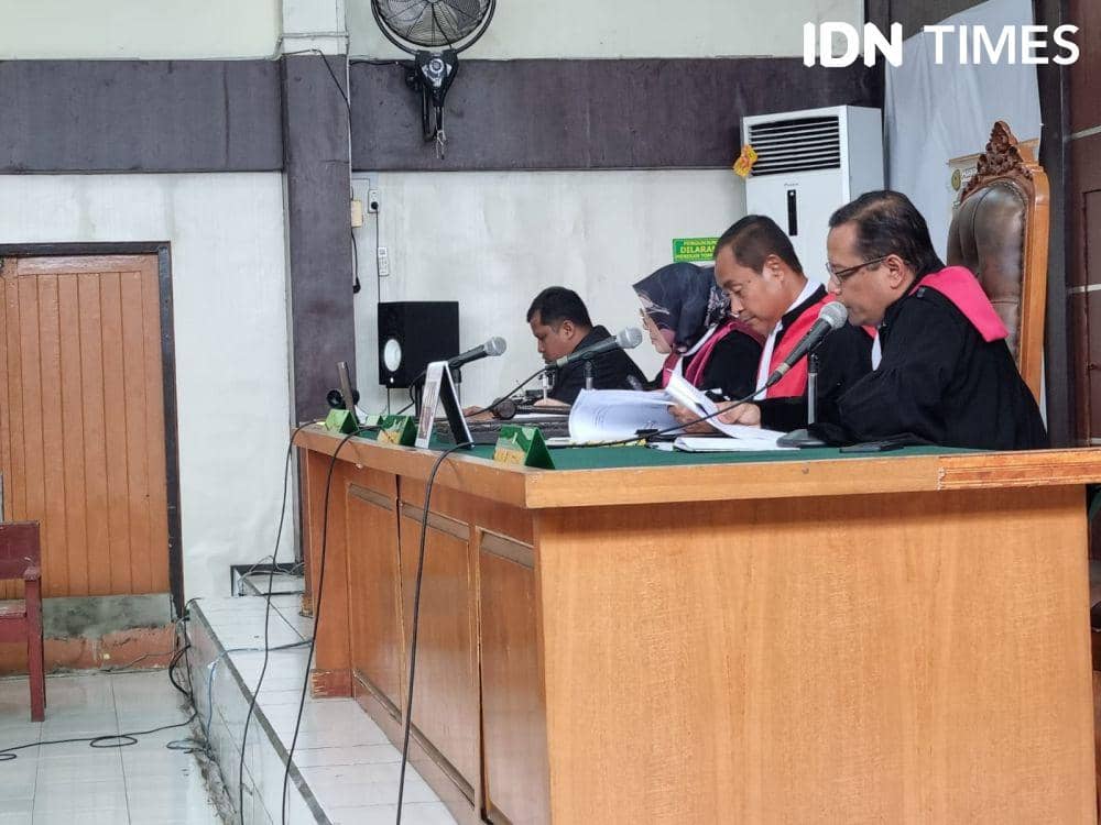 Sidang lanjutan kasus korupsi BUMD Sumsel (IDN Times/Rangga Erfizal)