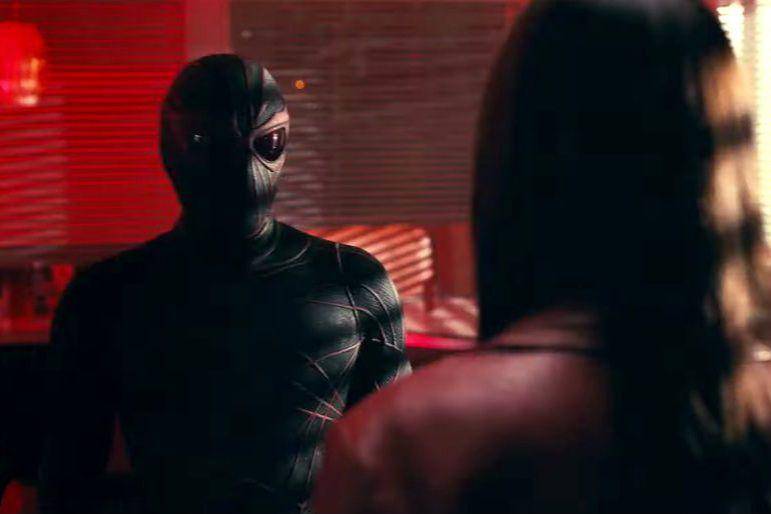 cuplikan adegan Tahar Rahim yang berperan sebagai Ezekiel Sims dalam film Madame Web (dok. Columbia Pictures/Madame Web)