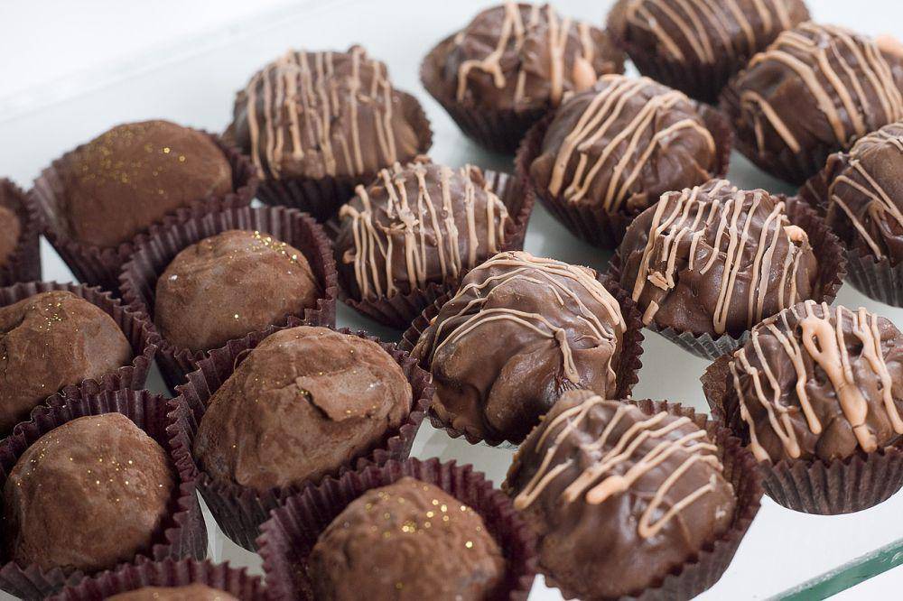 ilustrasi truffle cokelat (pixabay.com/herverot)