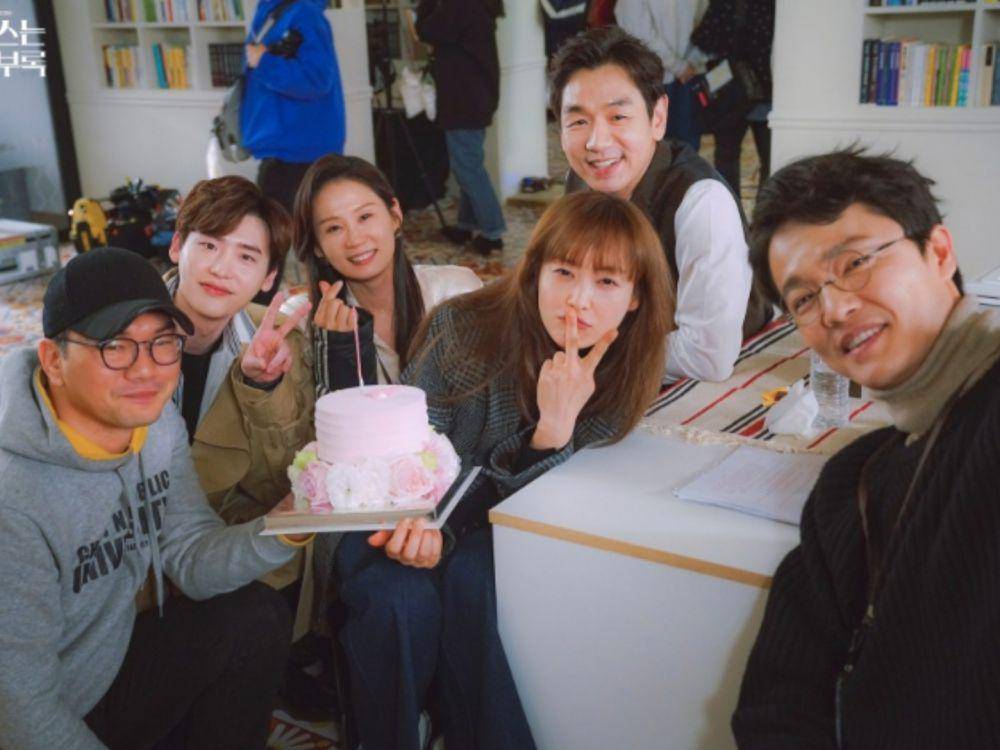 cuplikan drama Romance Is a Bonus Book (dok. tvN/Romance Is a Bonus Book)