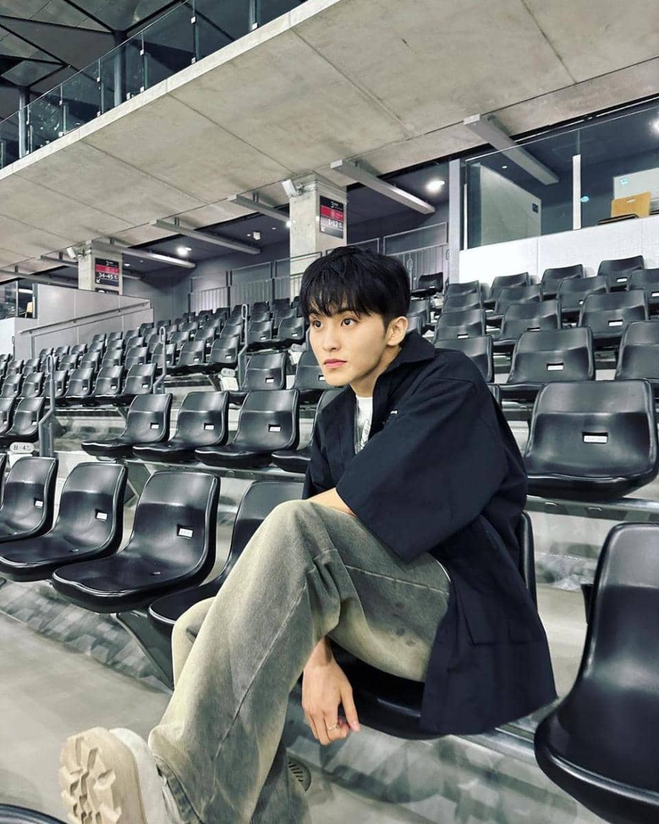 potret Mark NCT (instagram.com/onyourm__ark)