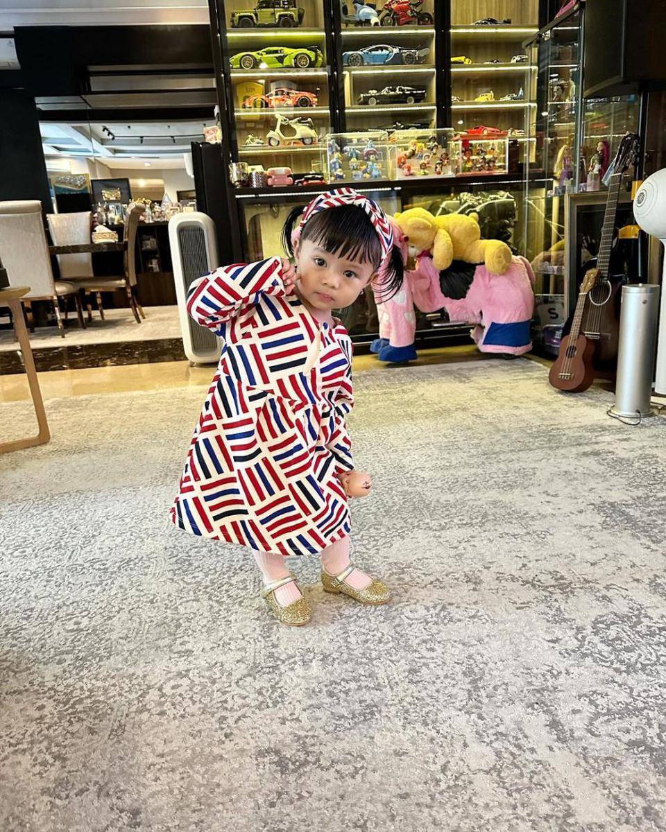 Ameena Hanna Nur Atta (instagram.com/sus.irohh)