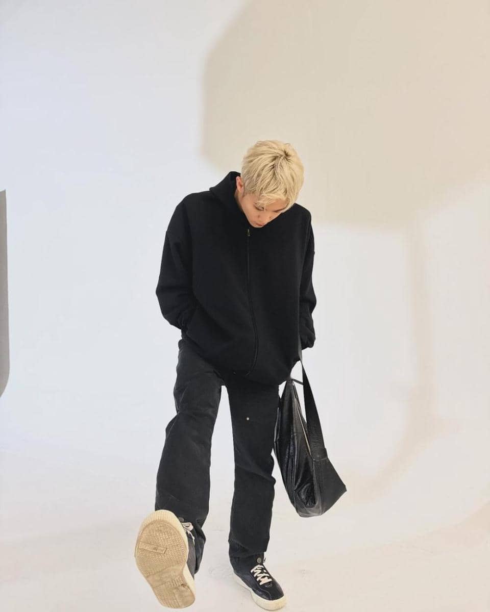 potret Mark NCT (instagram.com/onyourm__ark)