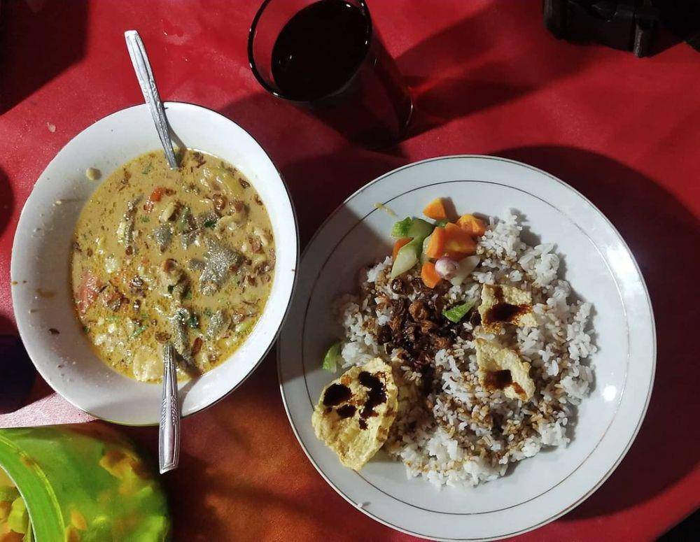 Sop dan Sate Sudi Mampir (instagram.com/stevhitonari)