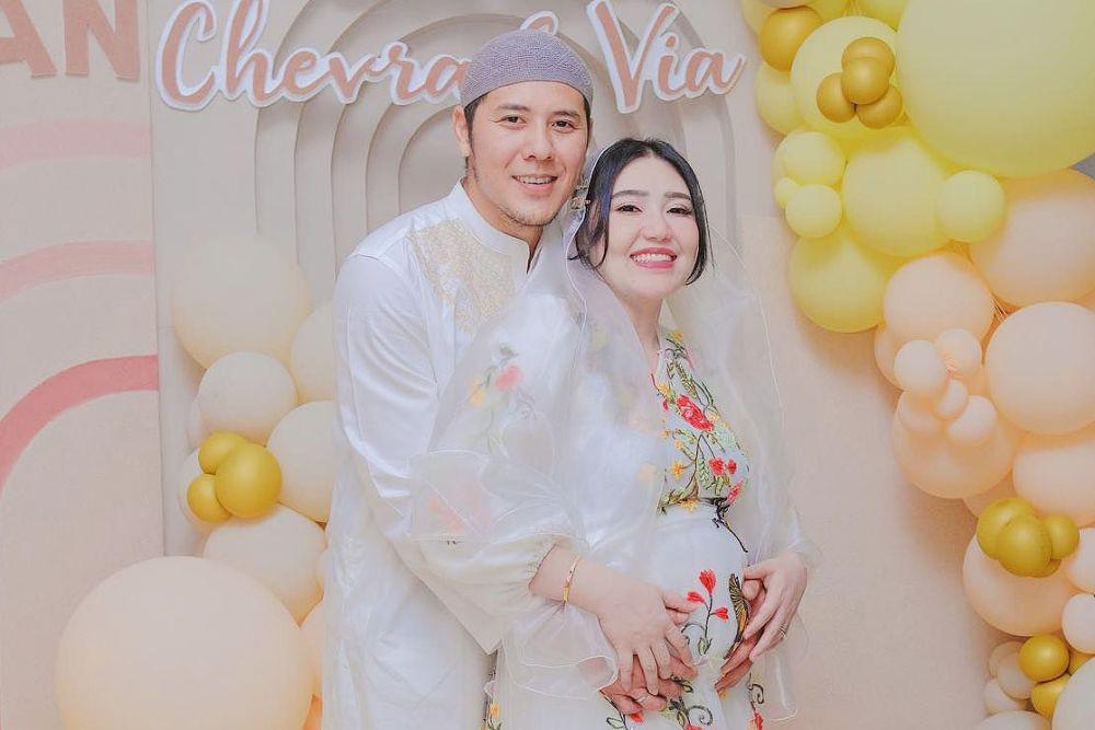 8 Momen Syukuran Kehamilan Via Vallen yang Sudah 4 Bulan