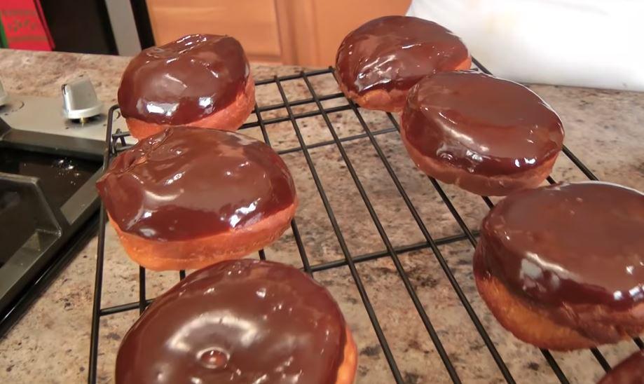 Resep Boston Cream Donut yang Banyak Dicari di New York