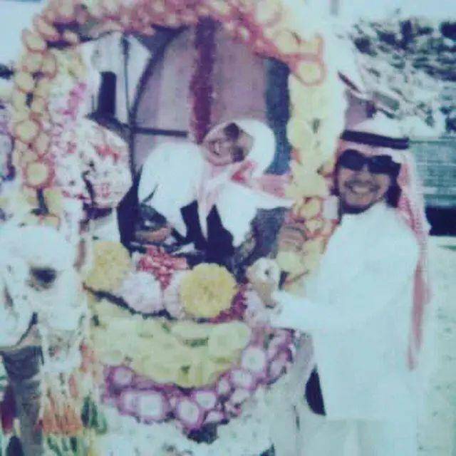Potret Lawas Pernikahan Komeng dan Indra Dewi (instagram.com/indradewi2242)