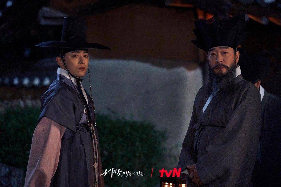 cuplikan Jo Jung Suk dan Son Hyun Joo di drakor Captivating the King (dok. tvN/세작, 매혹된 자들)