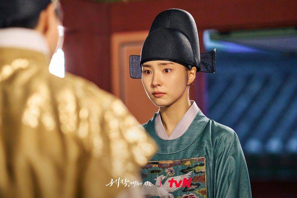 cuplikan Shin Se Kyung di drakor Captivating the King (dok. tvN/세작, 매혹된 자들)