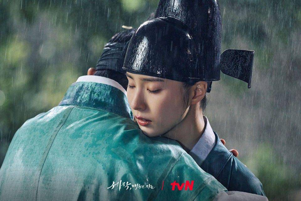 10 Highlight Episode 11-12 Captivating the King, Hee Soo Makin Bimbang
