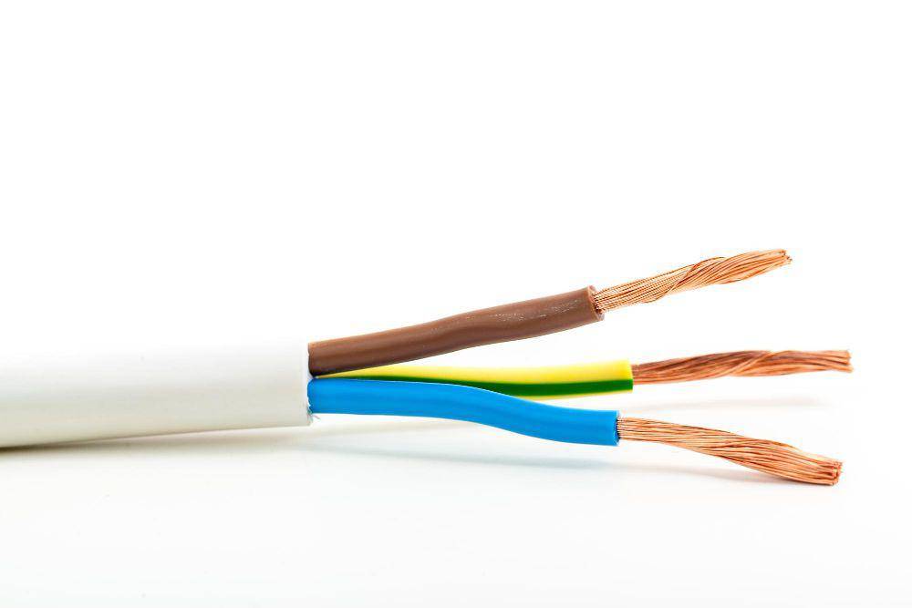 ilustrasi kabel straight (Freepik.com/fabrikasimf)