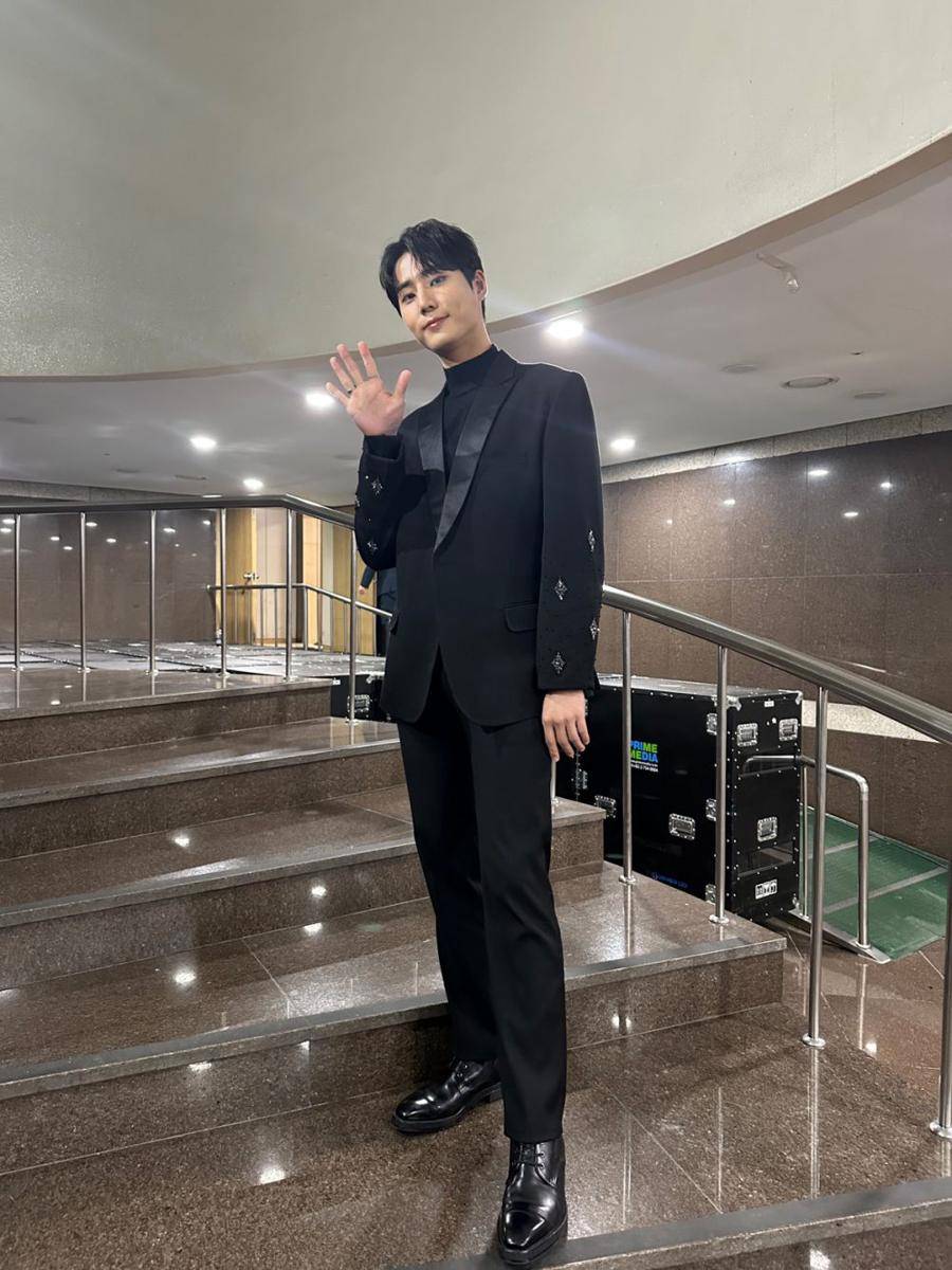 Young K DAY6 (twitter.com/day6official)