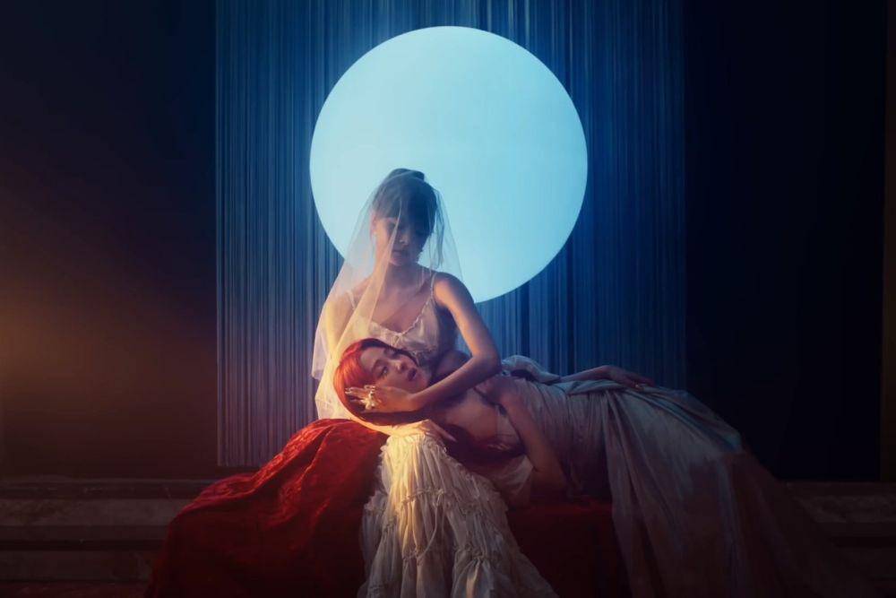 cuplikan MV EASY LE SSERAFIM (youtube.com/HYBE Labels)