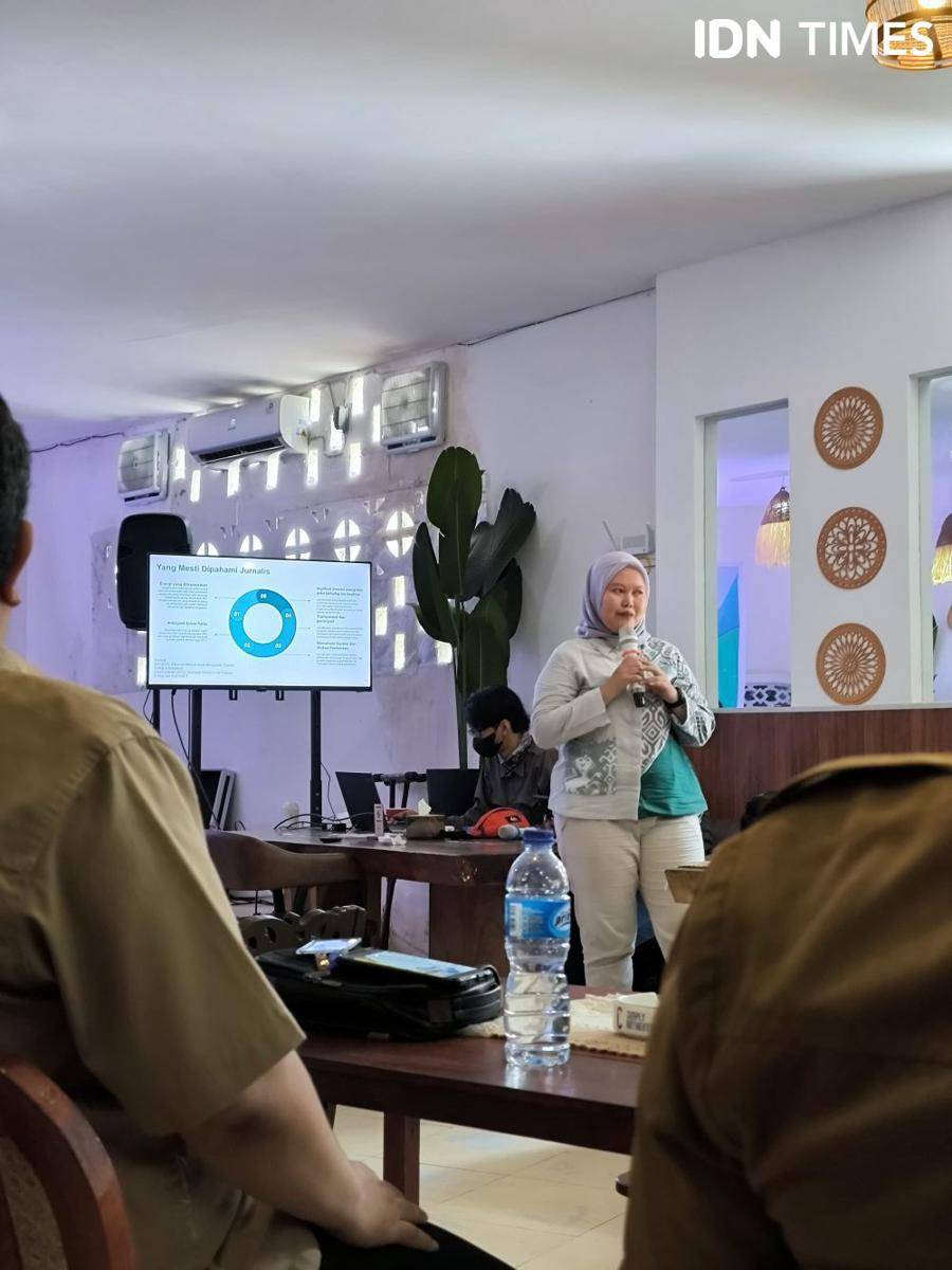 Manajer Program Akses Energi Berkelanjutan IESR Marlistya Citraningrum (IDN Times/Rangga Erfizal)