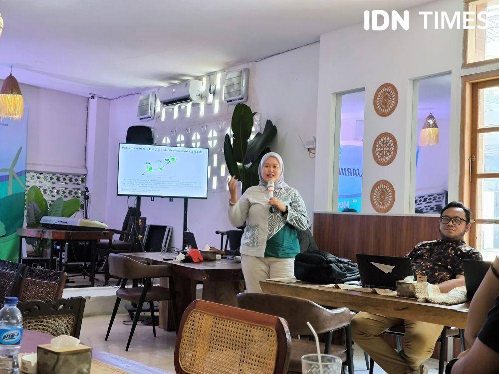 Manajer Program Akses Energi Berkelanjutan IESR Marlistya Citraningrum (IDN Times/Rangga Erfizal)