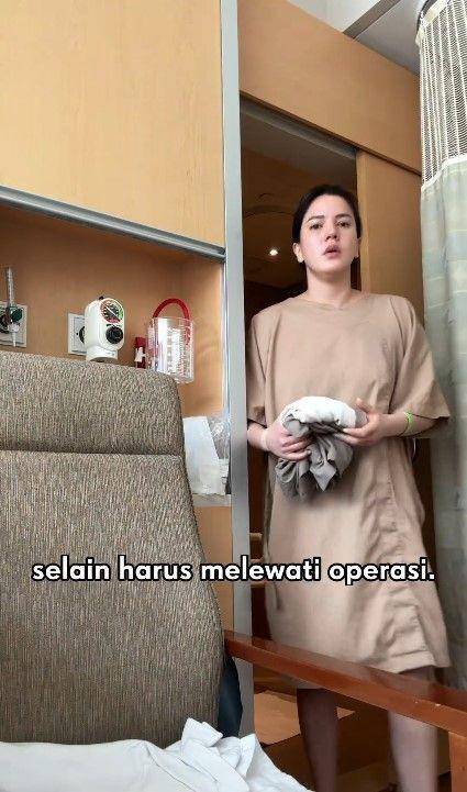 potret Alice Norin pengobatan kanker di Singapura (instagram.com/alicenorin)