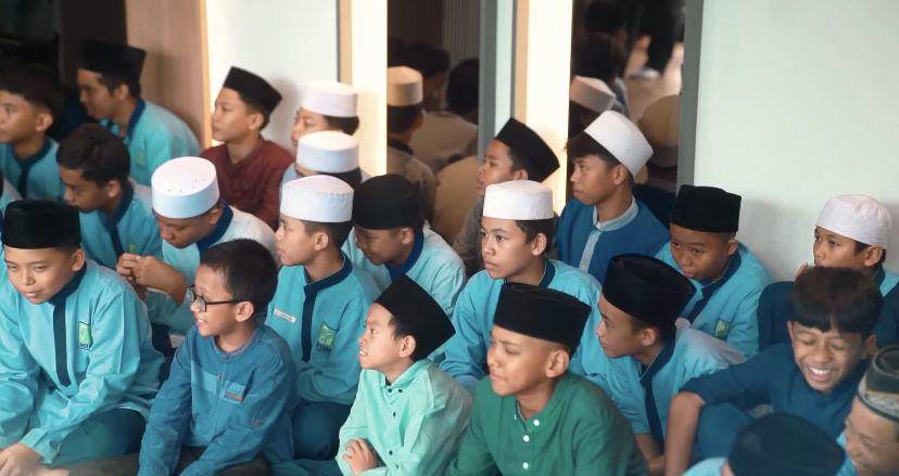 potret Verrell Bramasta gelar syukuran rumah baru di kawasan Sentul (youtube.com/BramastaVerrell)