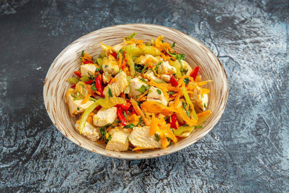 Tumis Sayuran dengan Tahu atau Tempe (freepik.com/KamranAydinov)