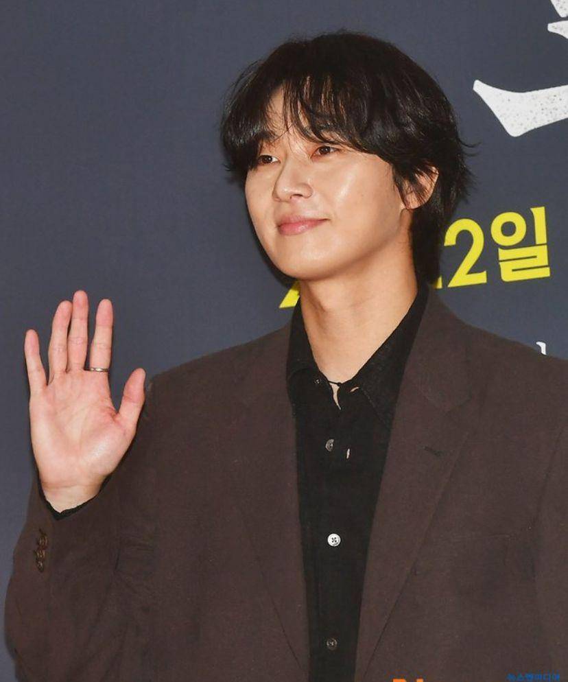 Park Seo Joon di Premier Film Exhuma (dok. Newsen)