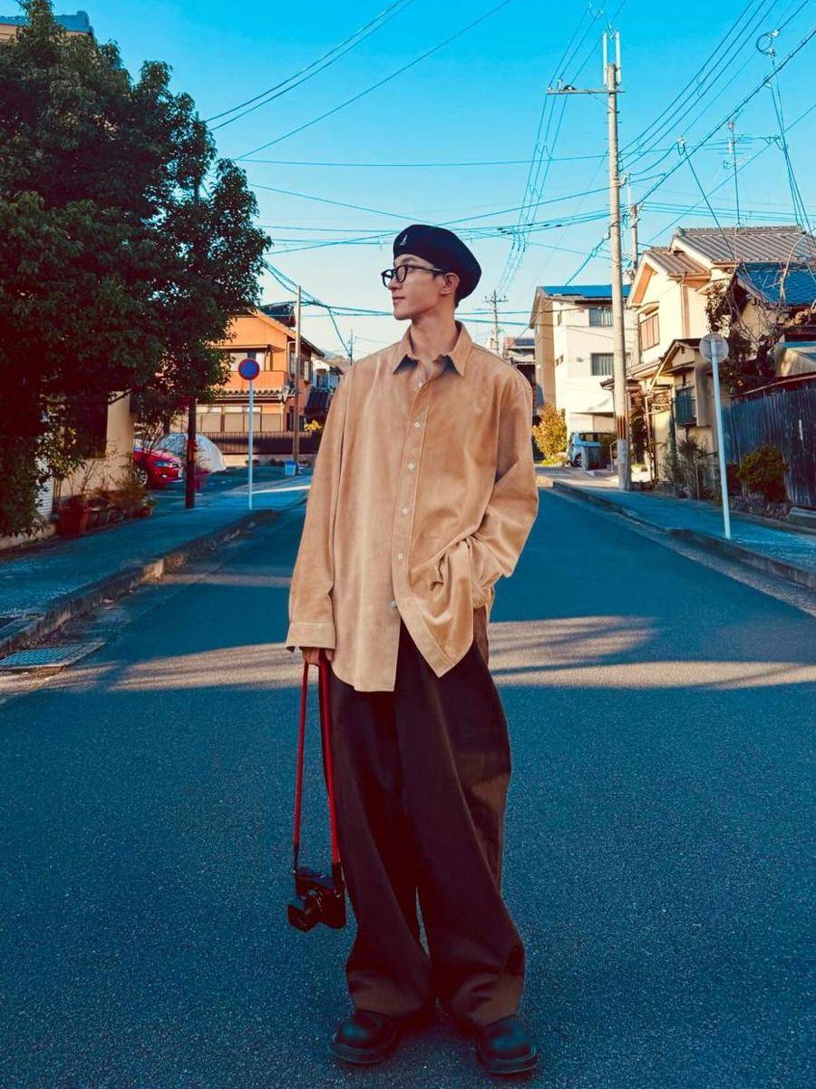 potret DK SEVENTEEN (instagram.com/dk_is_dokyeom)