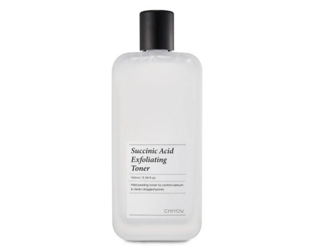 Chiyou Succinic Acid Exfoliating Toner (tokopedia.com/nadiameinika)
