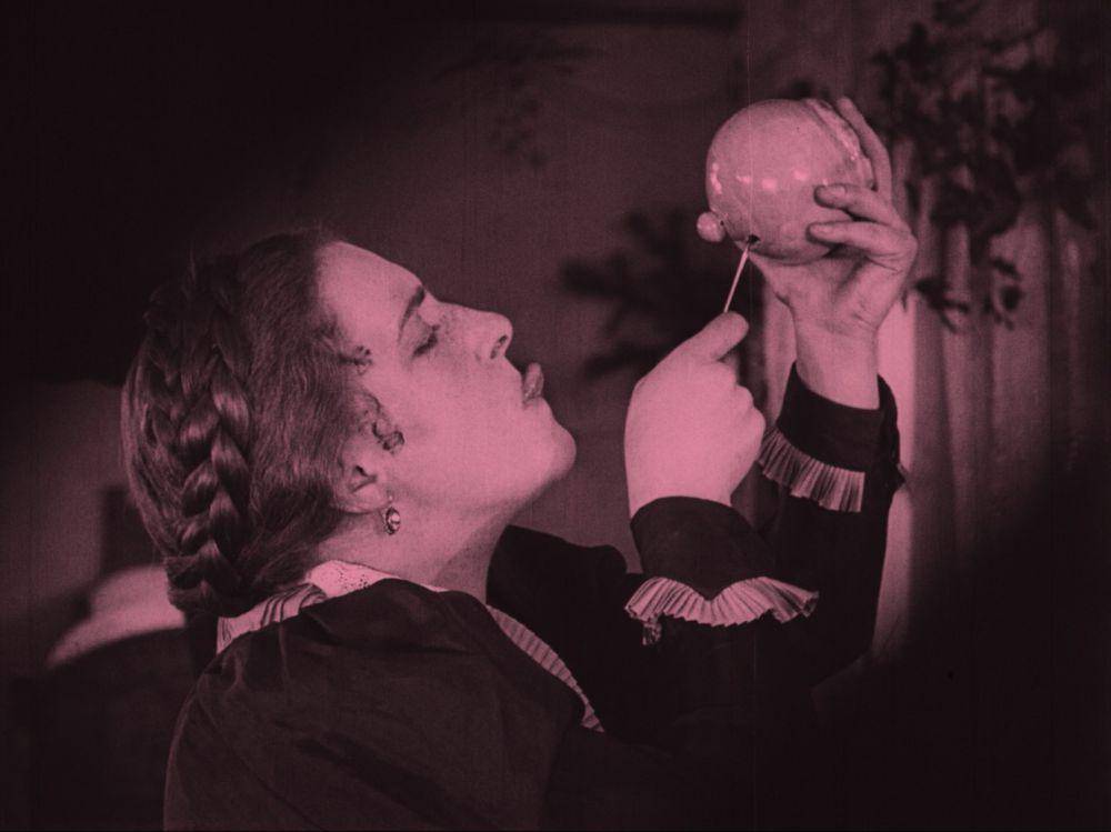 Kohlhiesels Töchter masuk dalam lineup Berlinale Classics 2024 (dok. Kurt Hoffmann/Kohlhiesels Töchter)
