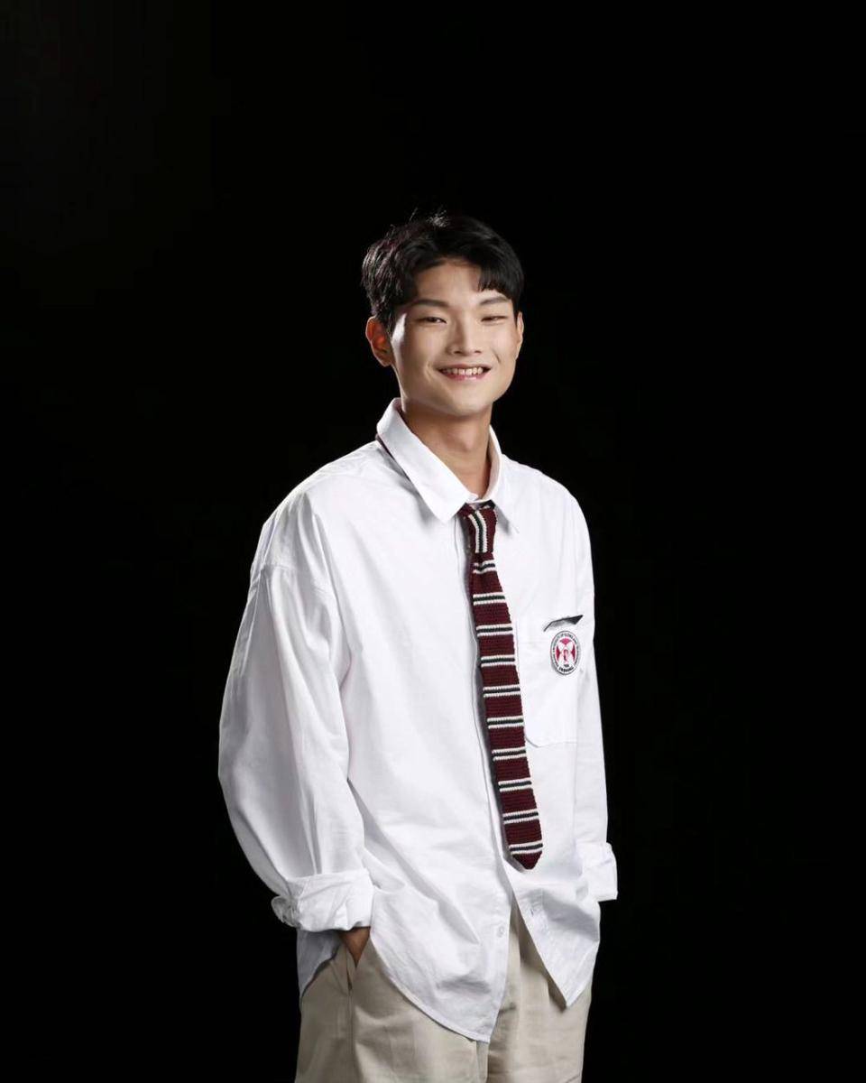 Shin Jaeyoon (instagram.com/yo__on._.y0o0n)