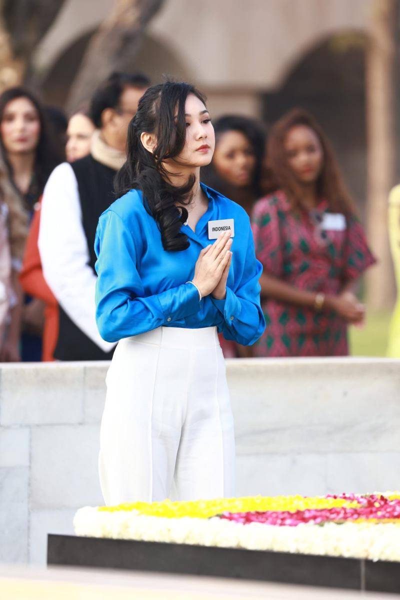 Potret Kunjungan Finalis Miss World ke-71 di Gandhi Memorial (Facebook.com/Miss World)