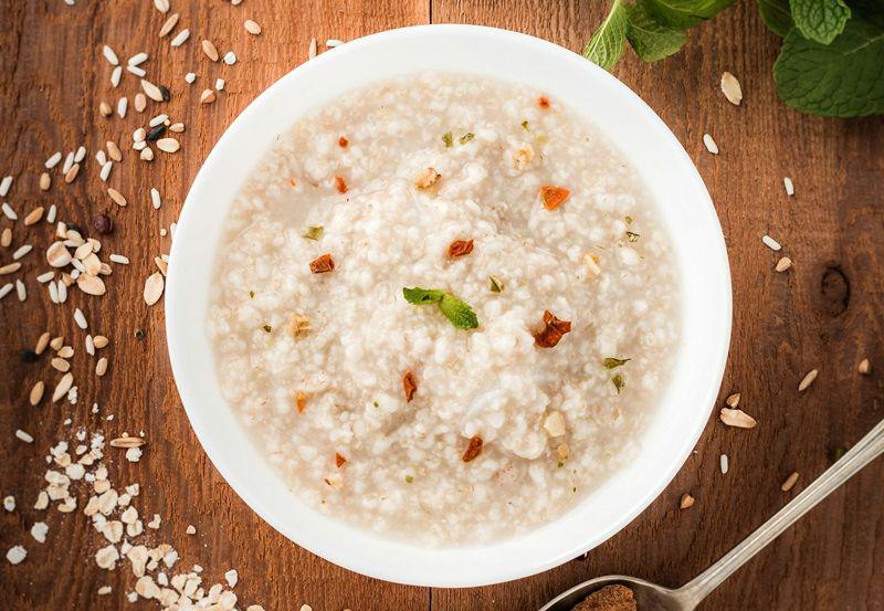 7 Resep MPASI Oatmeal untuk Bayi yang Lezat dan Bergizi