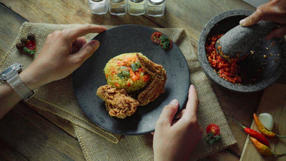 ilustrasi sayap ayam geprek (pexels.com/Lintoe)