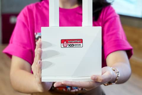 Smartfren Umumkan Home Router ROSA, Rp 100 Ribu Dapat 100GB | IDN Times