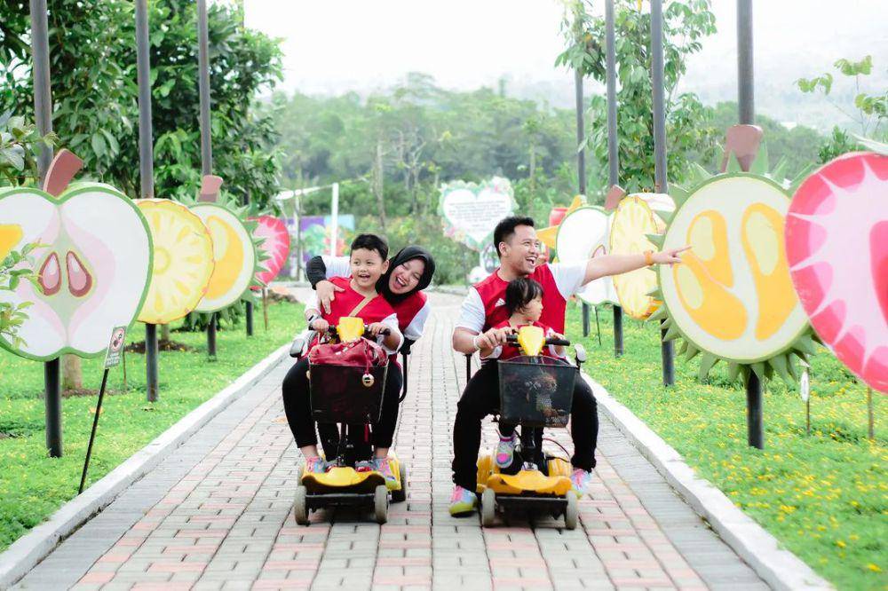 Batu Love Garden (instagram.com/andypratamaabdullah)