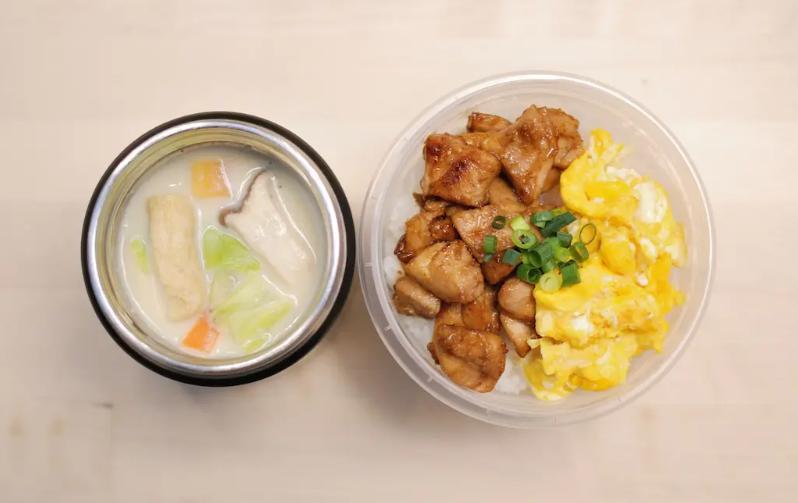 Resep Membuat Ginger Chicken Bowl, Rice Bowl Jepang Topping Ayam Jahe
