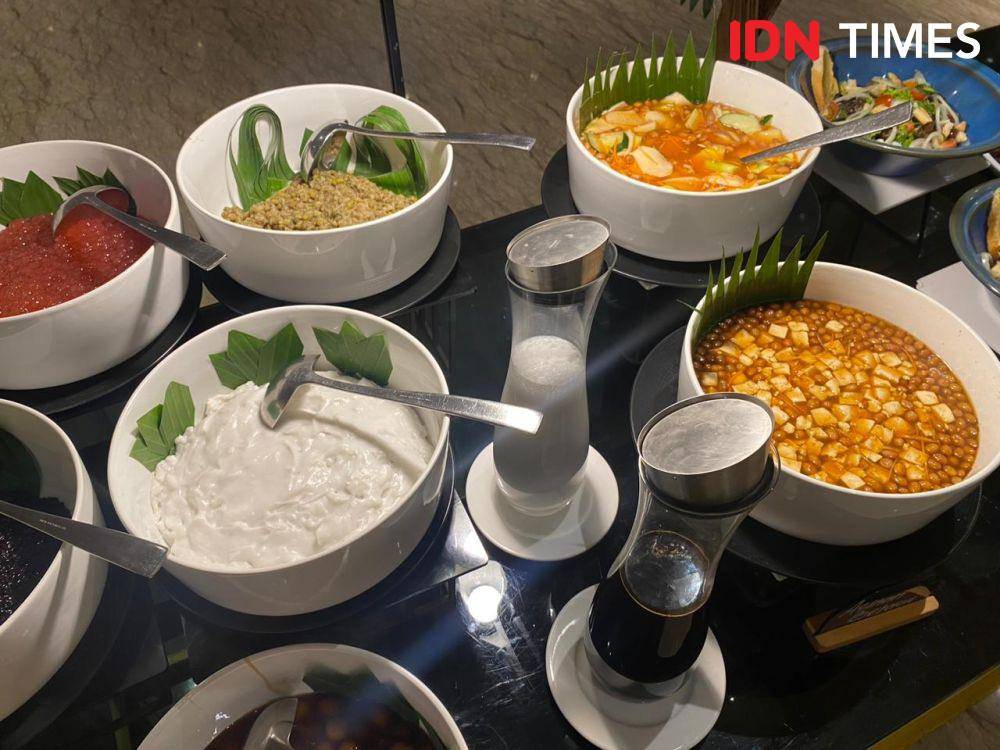 Iftar di MORAZEN Surabaya (IDN Times/Fina Wahibatun Nisa)