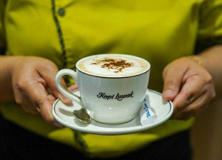 Kopi Luwak (instagram.com/kopiluwak.cafe)