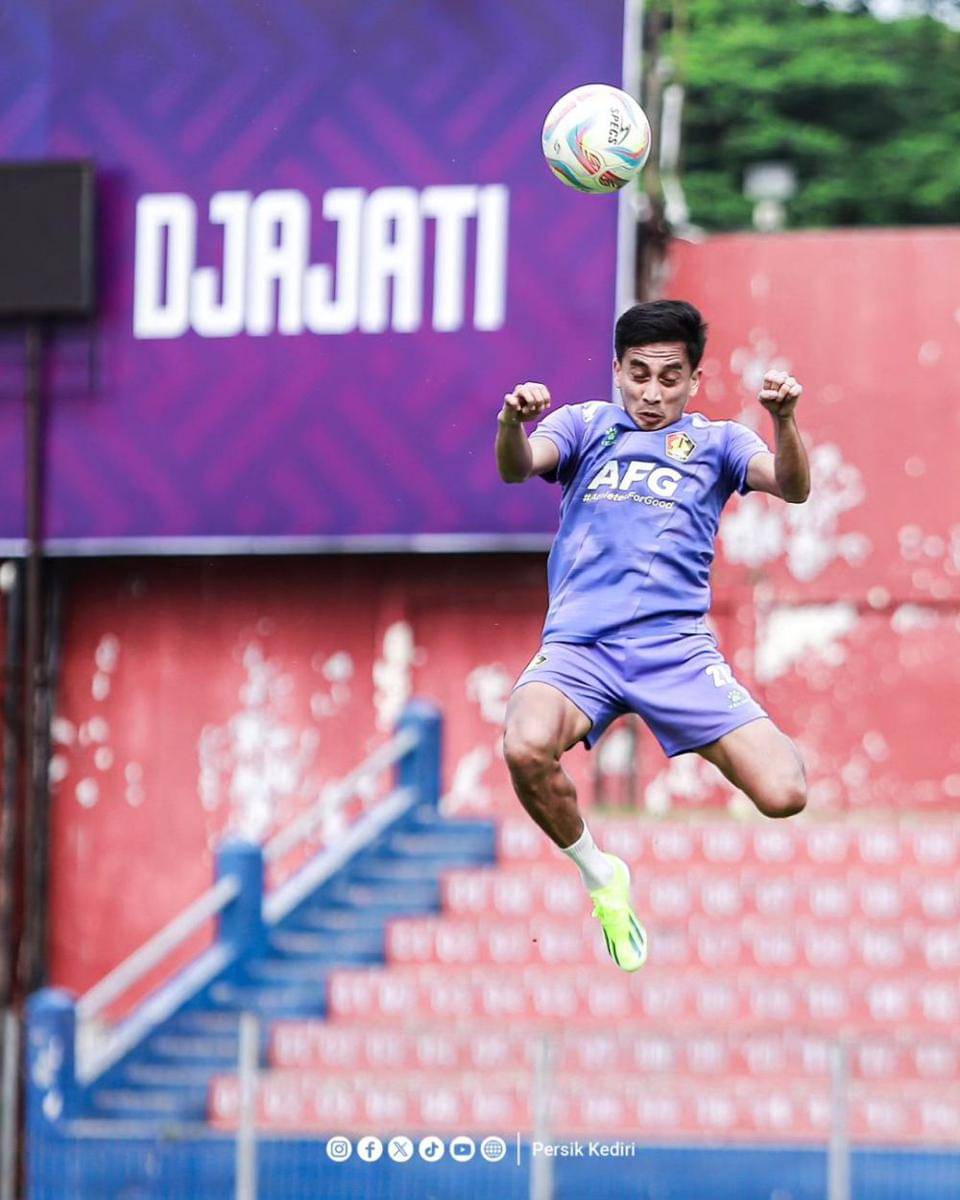 Pemain Persik Kediri saat berlatih. Instagram.com/ persikfcofficial