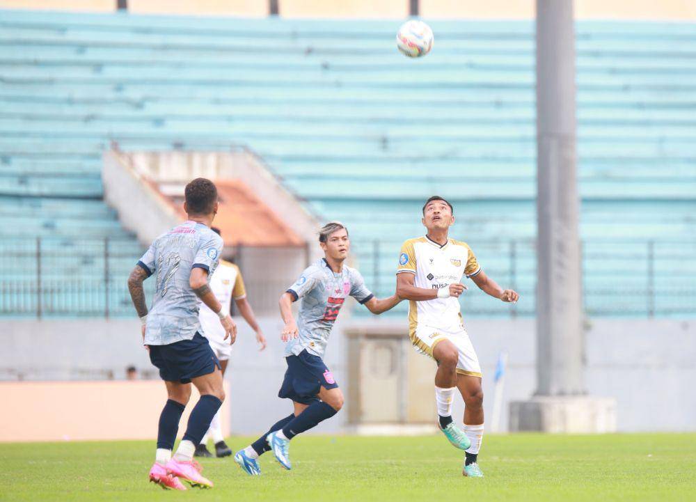 Pertandingan PSIS Semarang melawan Dewa United di BRI Liga 1 2023/2024 di Stadion Moch Soebroto Magelang, Jumat (23/2/2024) . (dok. PSIS)