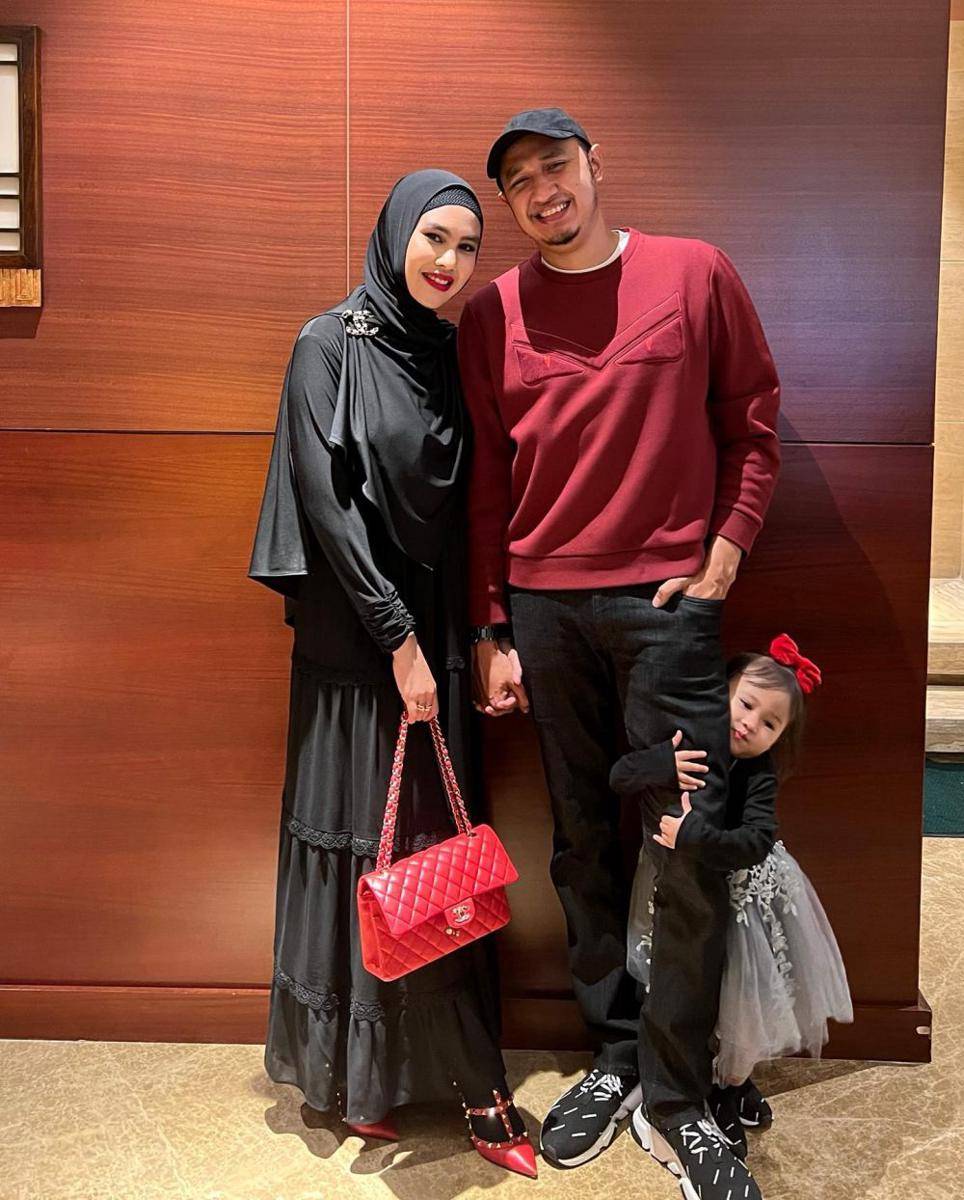 OOTD couple Kartika Putri dan Habib Usman (instagram.com/kartikaputriworld)