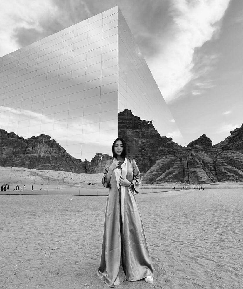 potret Nikita Willy berkunjung ke Al Ula usai jalani ibadah umrah (Instagram.com/nikitawillyofficial94)